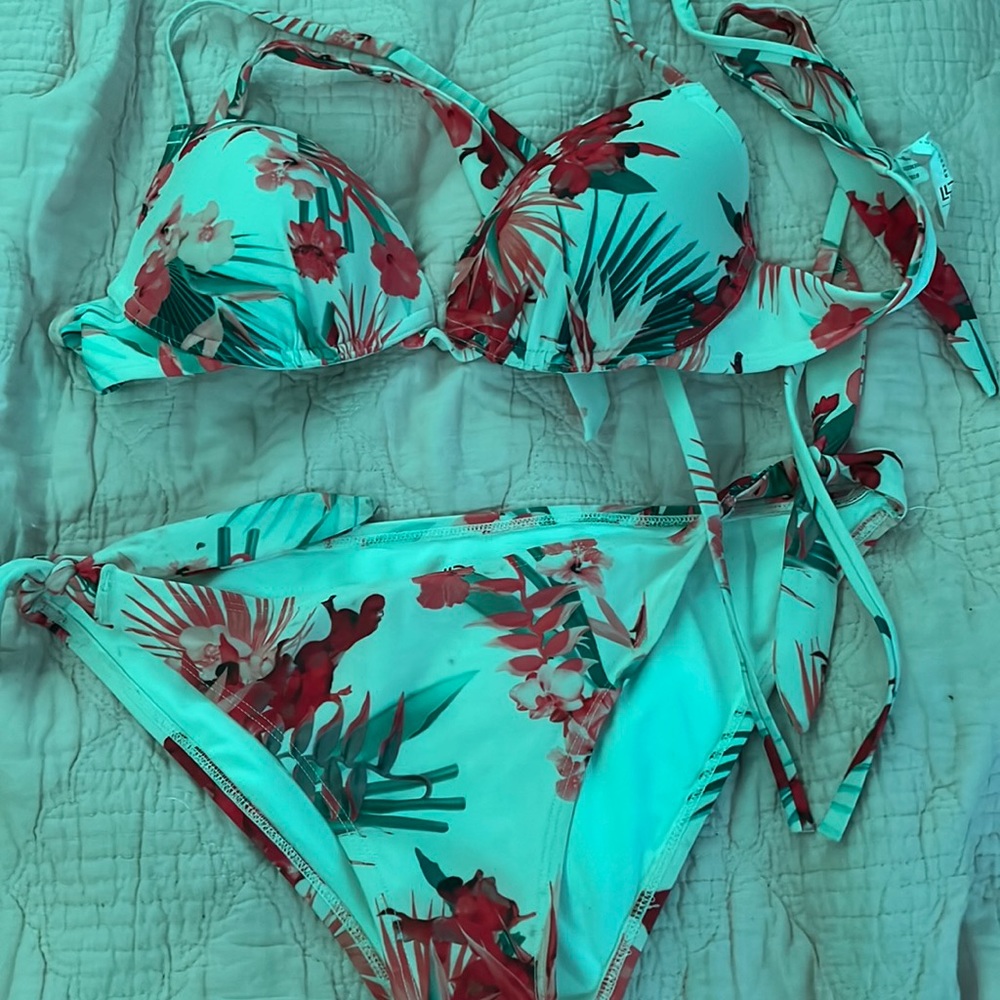 bikini set size medium